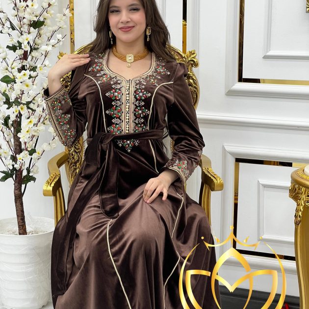 قندورة point de croix